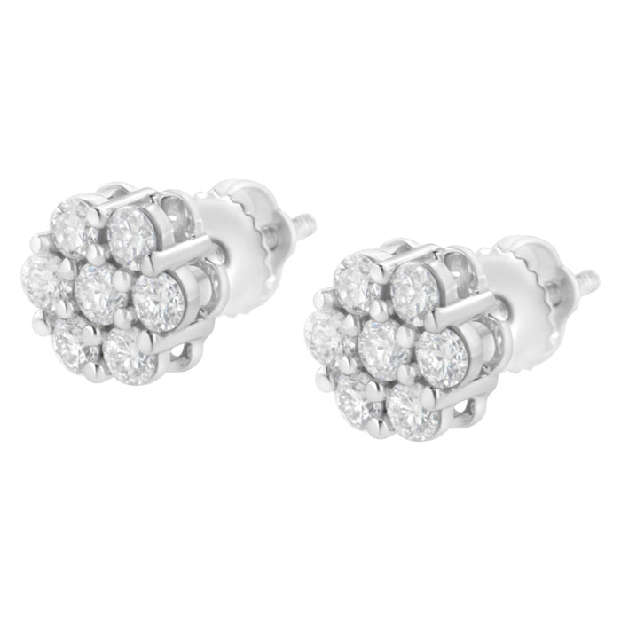 Aretes de botón de racimo floral con 7 diamantes de 0.75 a 1.01 ct. p.t. y cierres de rosca en oro blanco de 14K, foto 7