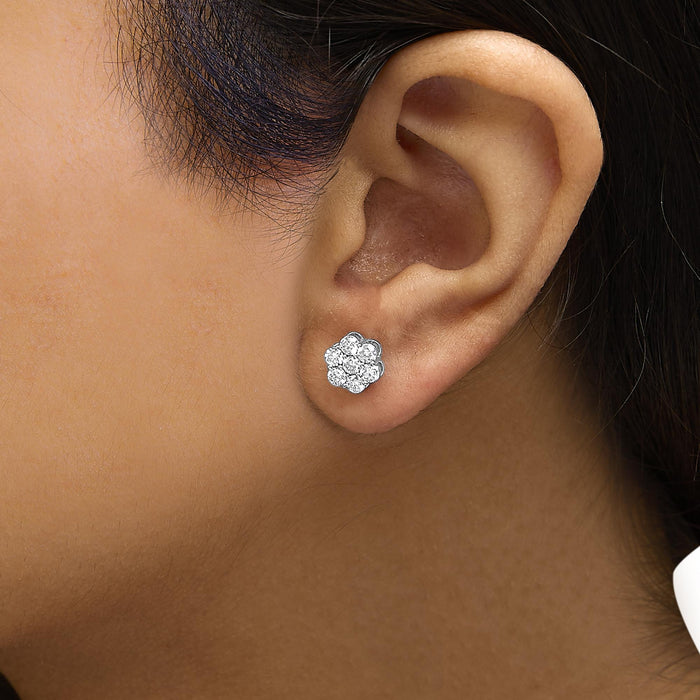 Aretes de botón de racimo floral con 7 diamantes de 0.75 a 1.01 ct. p.t. y cierres de rosca en oro blanco de 14K, foto 6