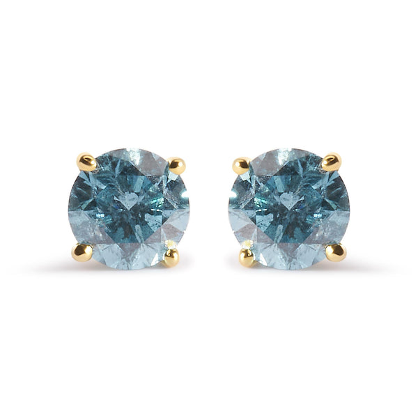 Aretes de botón solitario clásicos con diamantes azul agua tratados de 1 ct. p.t. en oro amarillo de 14K, foto 1
