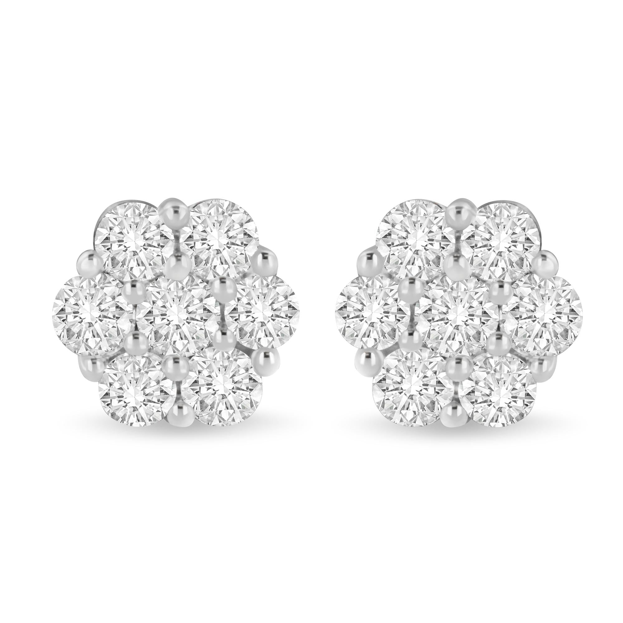 Aretes de botón de racimo floral con cierre de rosca y diamantes talla redonda de 3 ct. p.t. en oro blanco de 14K, color I-J, claridad SI1-SI2, foto 1