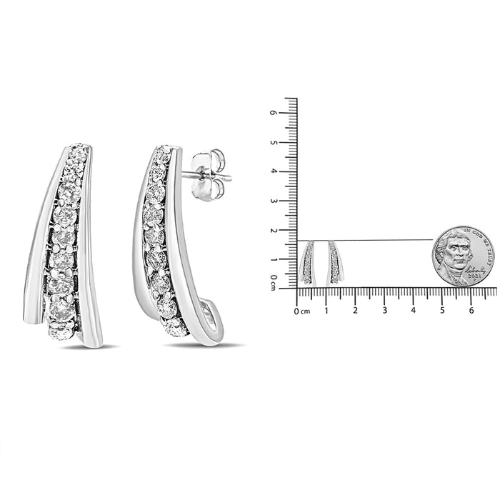 Aretes de aro Huggie graduados con diamantes redondos de 1 ct. p.t. en plata de ley, foto 5