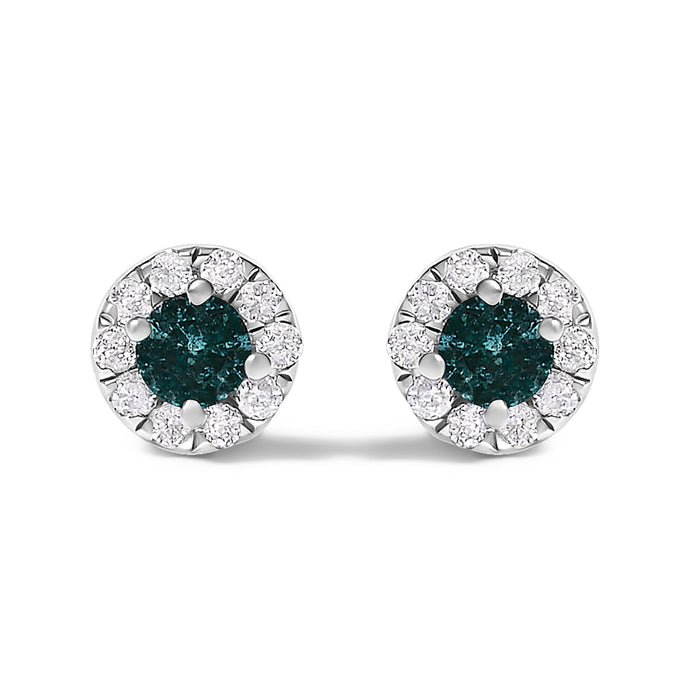 Aretes de botón de halo con diamantes azules tratados y blancos de 1/3 ct. p.t. en plata de ley, foto 2