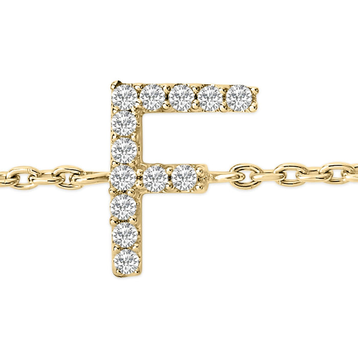 Pulsera de eslabones con dije de inicial A-Z y detalle de diamante en oro amarillo de 10K