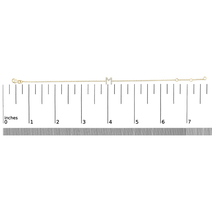 Pulsera de eslabones con dije de inicial A-Z y detalle de diamante en oro amarillo de 10K