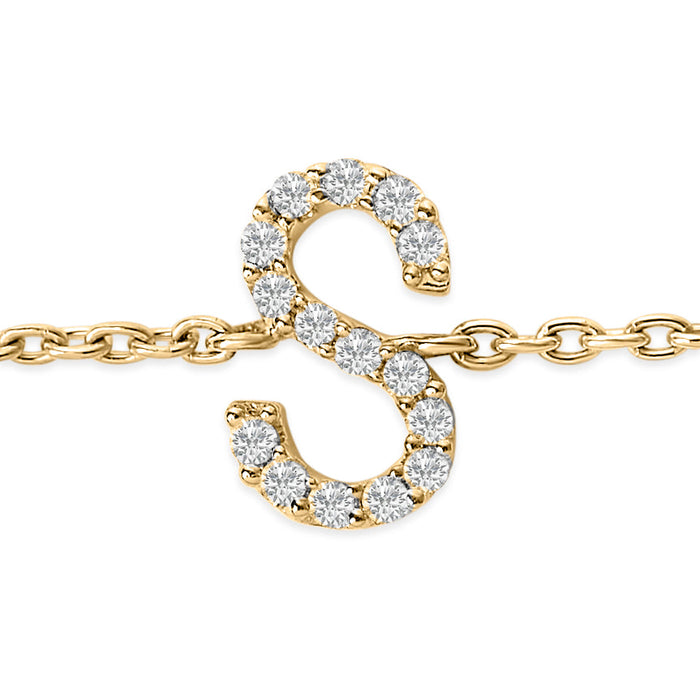 Pulsera de eslabones con dije de inicial A-Z y detalle de diamante en oro amarillo de 10K