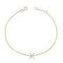 Pulsera de eslabones con dije de inicial A-Z y detalle de diamante en oro amarillo de 10K, foto 29