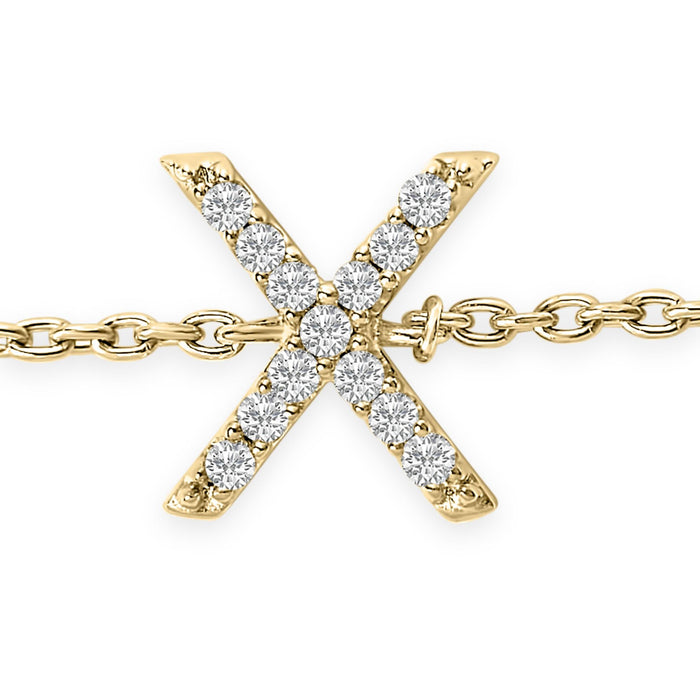 Pulsera de eslabones con dije de inicial A-Z y detalle de diamante en oro amarillo de 10K
