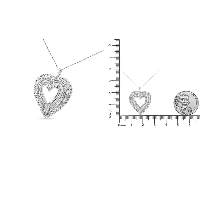 Collar con colgante de corazón en racimo con diamantes redondos y baguette de 1 1/4 ct. p.t. en plata de ley, foto 5