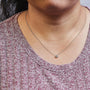 Collar con colgante solitario moderno de bisel con diamante cultivado en laboratorio en oro de 14K, foto 11