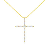 Collar con colgante de cruz con diamantes redondos de 3 ct. p.t. en oro amarillo de 10K