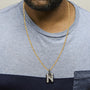 Collar con colgante de inicial letra N para hombre con diamantes de 1 1/2 ct. p.t. en oro amarillo de 10K, foto 3