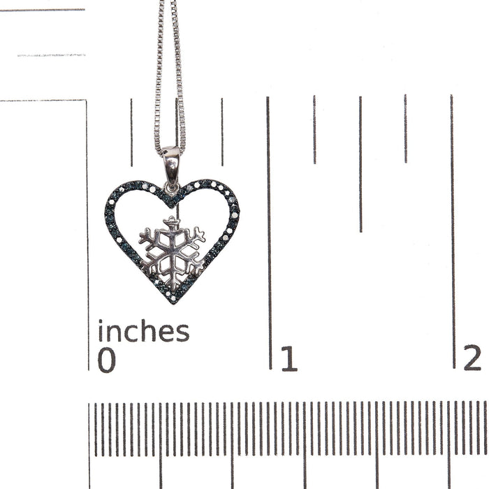 Collar con colgante de corazón con diamantes azules tratados de 1/10 ct. p.t. en plata de ley, foto 5