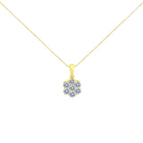 Collar con colgante de racimo floral con 7 diamantes redondos talla brillante de 1 ct. p.t. en oro amarillo de 14K