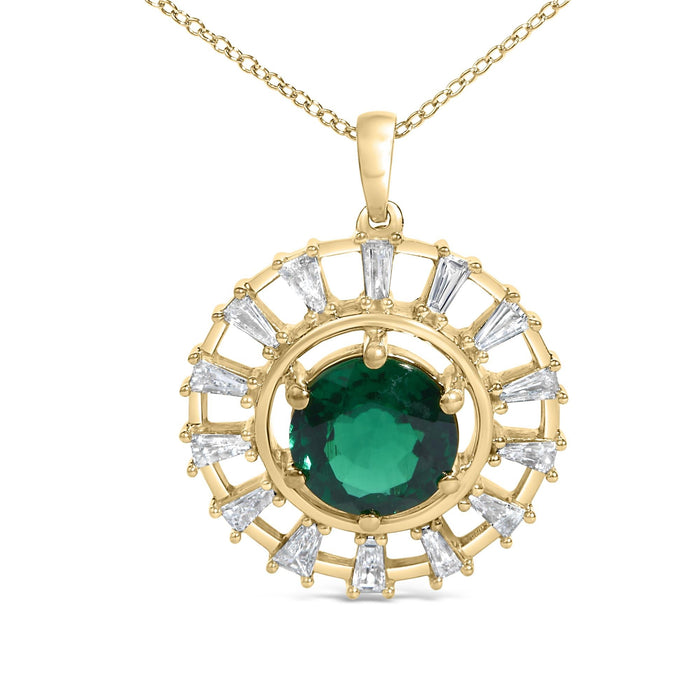 Collar de medallón con esmeralda cultivada en laboratorio y diamantes en plata de ley bañada en oro amarillo de 14K, foto 2