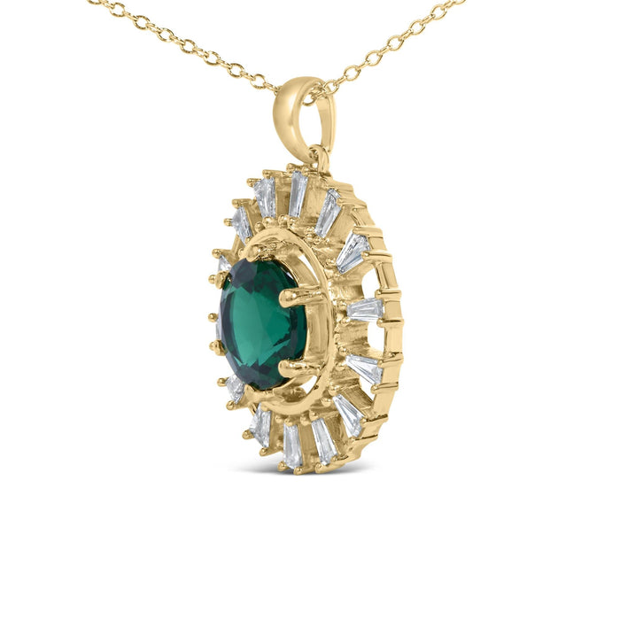 Collar de medallón con esmeralda cultivada en laboratorio y diamantes en plata de ley bañada en oro amarillo de 14K, foto 4