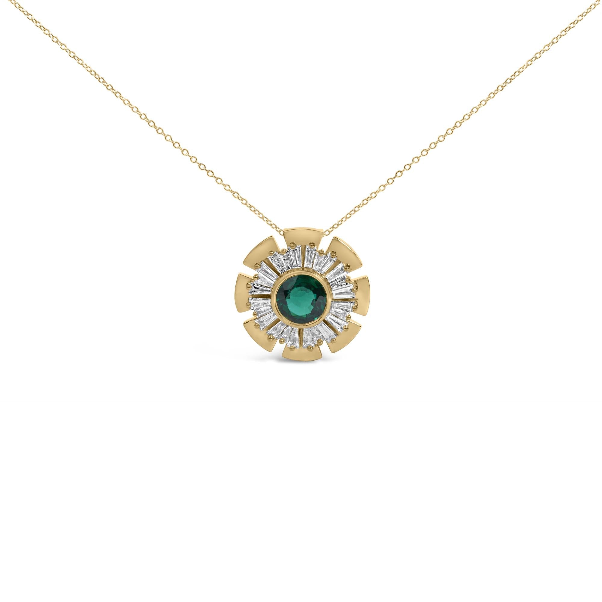 Collar con medallón con esmeralda cultivada en laboratorio y diamantes en plata de ley bañada en oro amarillo de 14K, foto 1