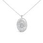 Collar con colgante de medallón ovalado abombado con diamantes de 3/8 ct. p.t. en plata de ley, foto 1