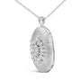 Collar con colgante de medallón ovalado abombado con diamantes de 3/8 ct. p.t. en plata de ley, foto 4