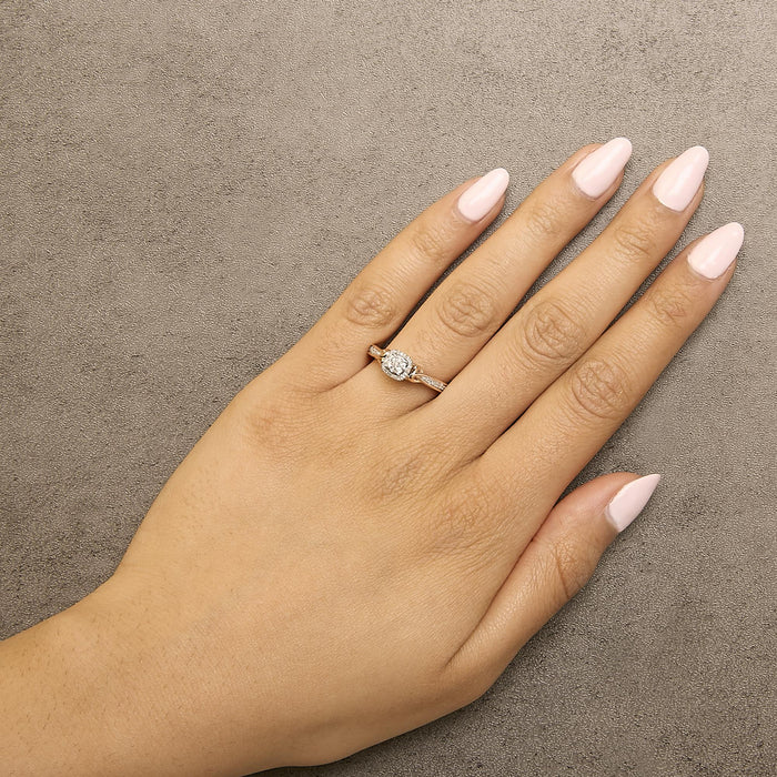 Anillo de racimo de nudo con diamantes de 1/6 ct. p.t. en plata de ley bañada en oro rosa de 14K, foto 3