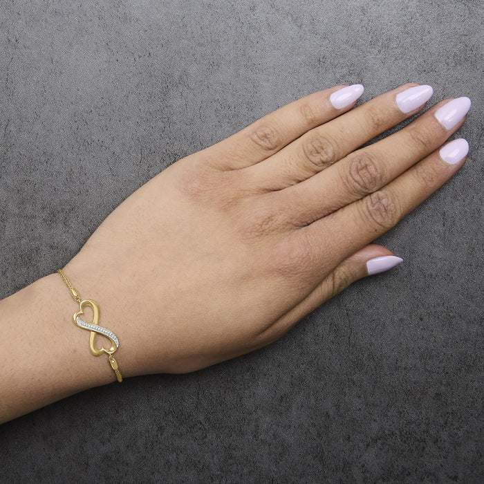 Pulsera bolo de corazón infinito con detalle de diamante en vermeil de oro, foto 3