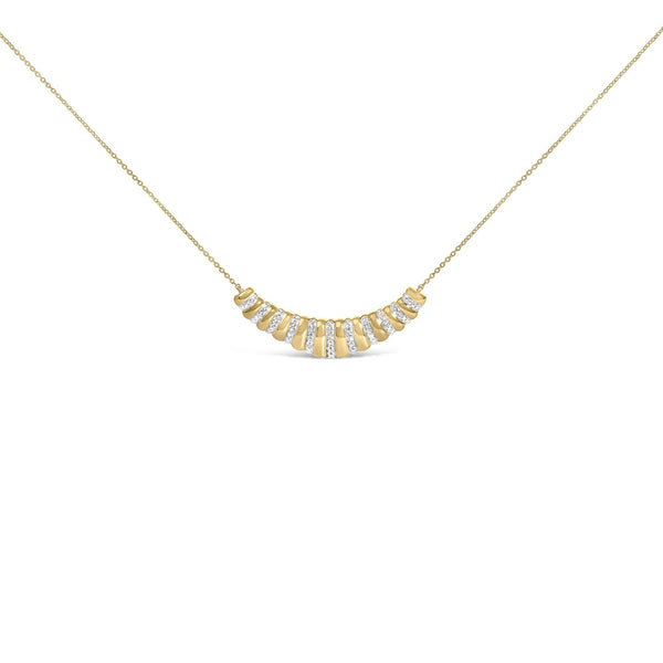 1/10 Ct. T.W. Diamond Bold Ribbed Pendant Necklace in Gold Vermeil, photo 1