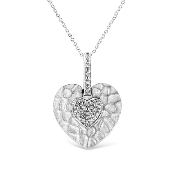 Collar con colgante en forma de corazón con detalle de diamante pavé en plata de ley, foto 1