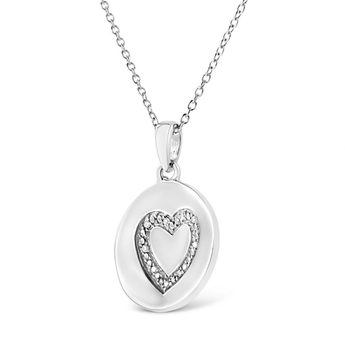Collar con colgante con emblema de corazón y detalle de diamante de garras en plata de ley, foto 4