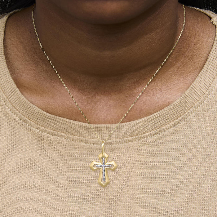 Collar con colgante de cruz romana con detalle de diamante en vermeil de oro, foto 3