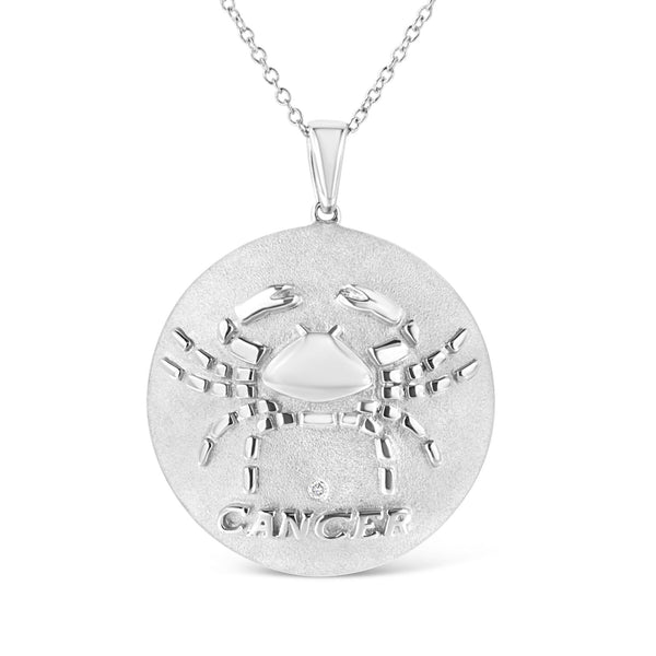 Collar con colgante de medallón de diseño zodiacal de Cáncer con detalle de diamante en plata de ley, foto 1