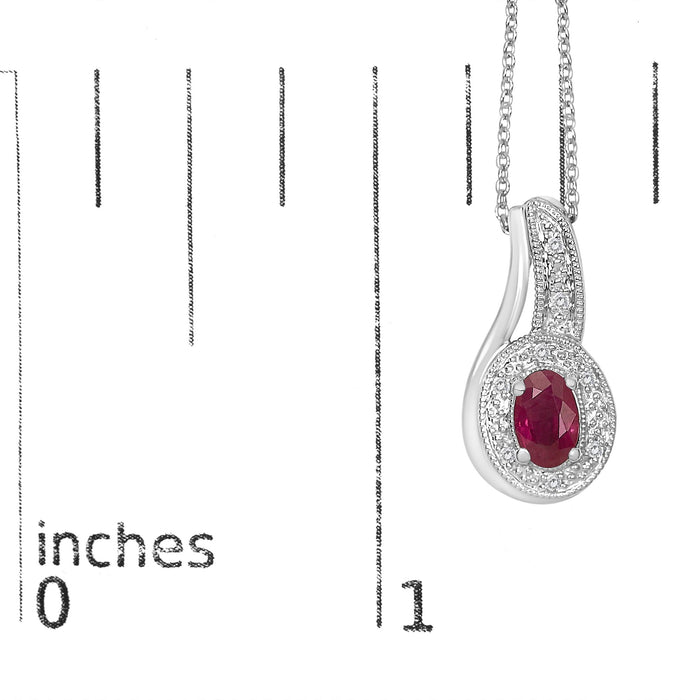 Collar con colgante de remolino milgrain con rubí rojo y detalle de diamante en plata de ley, foto 5