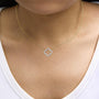 Collar con colgante de trébol con diamantes de 1/10 ct. p.t. en vermeil de oro, foto 3