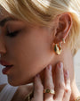 Aretes de botón trío de diamantes en oro de 14K, foto 4