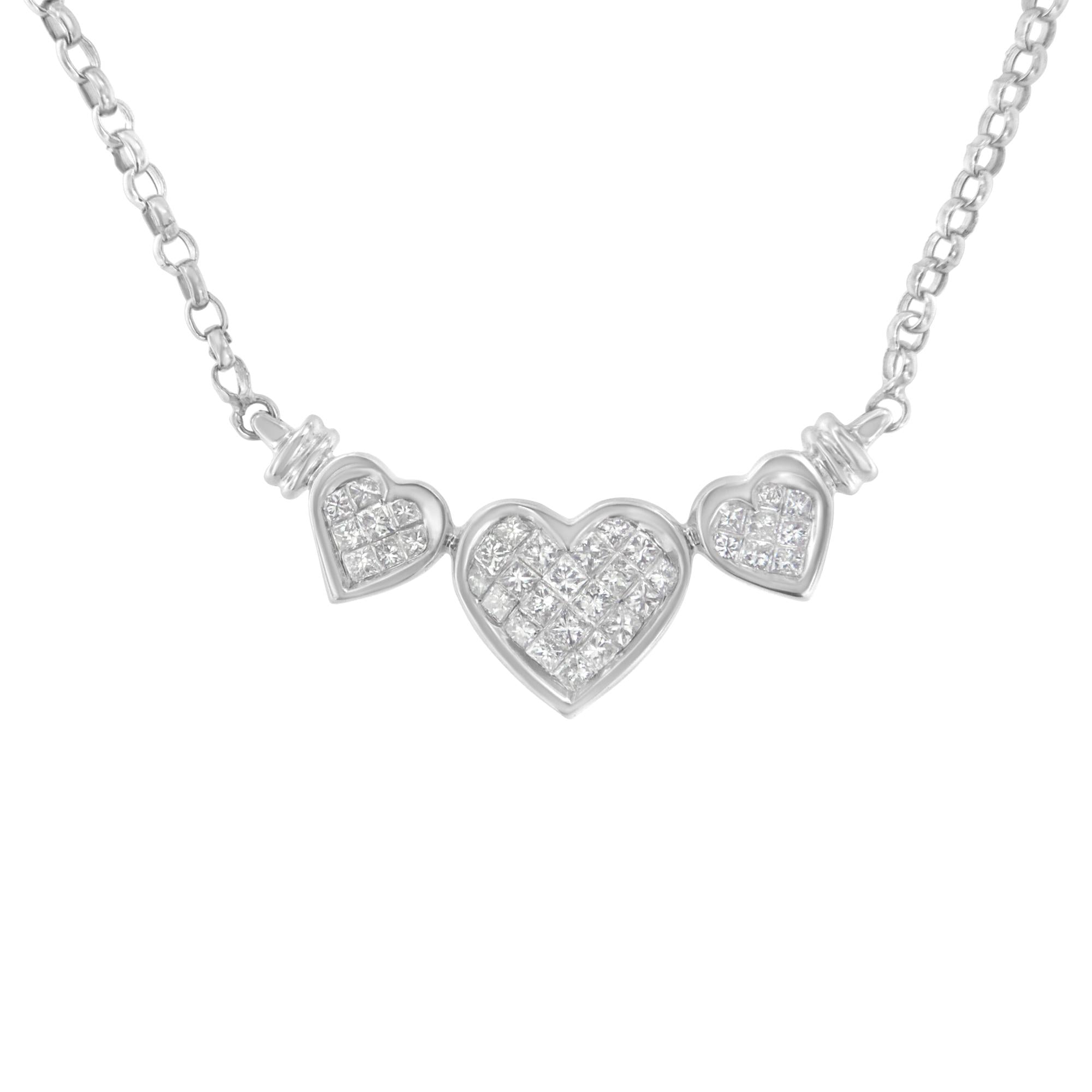 Collar con colgante de tres corazones con diamantes talla princesa de 1 ct. p.t. en oro blanco de 14K, foto 1
