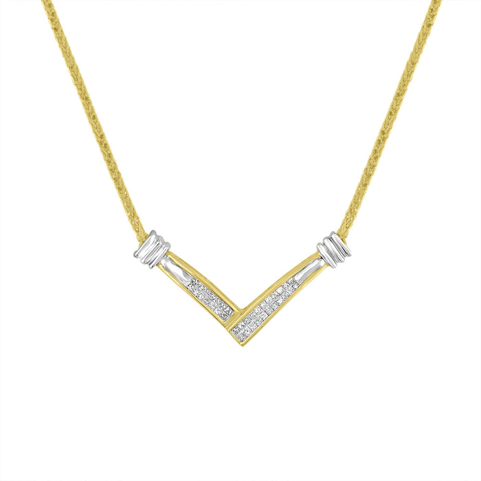 Collar con colgante en forma de V de canal con diamantes de 1/4 ct. p.t. en oro amarillo y blanco de 14K, foto 1