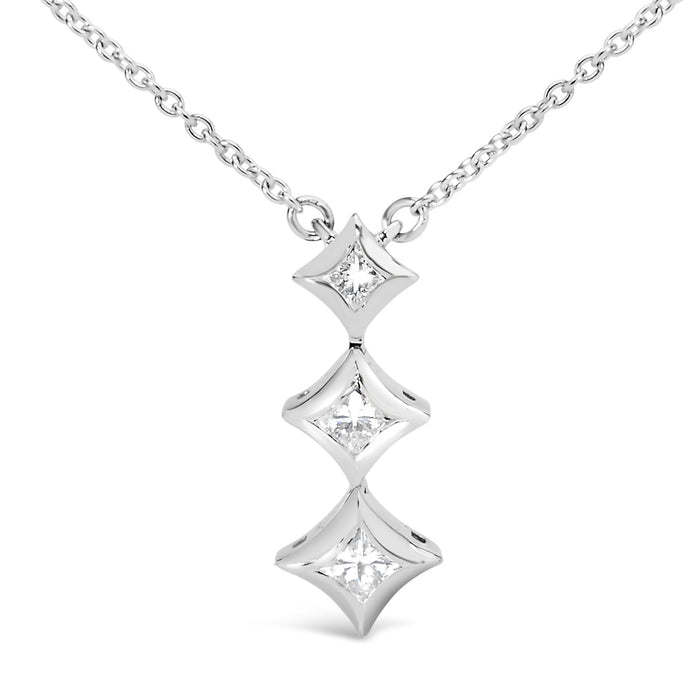 Collar con colgante de gota de 3 piedras con diamantes talla princesa de 1/5 ct. p.t. en oro de 10K, foto 2