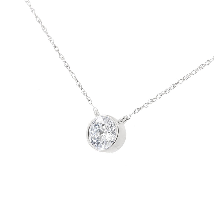 Collar con colgante de bisel con diamantes de 1/2 ct. p.t. en plata de ley, foto 2