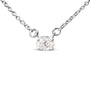 Collar con colgante solitario este-oeste con diamante cultivado en laboratorio de 1/4 ct. p.t. en oro blanco de 14K, foto 2