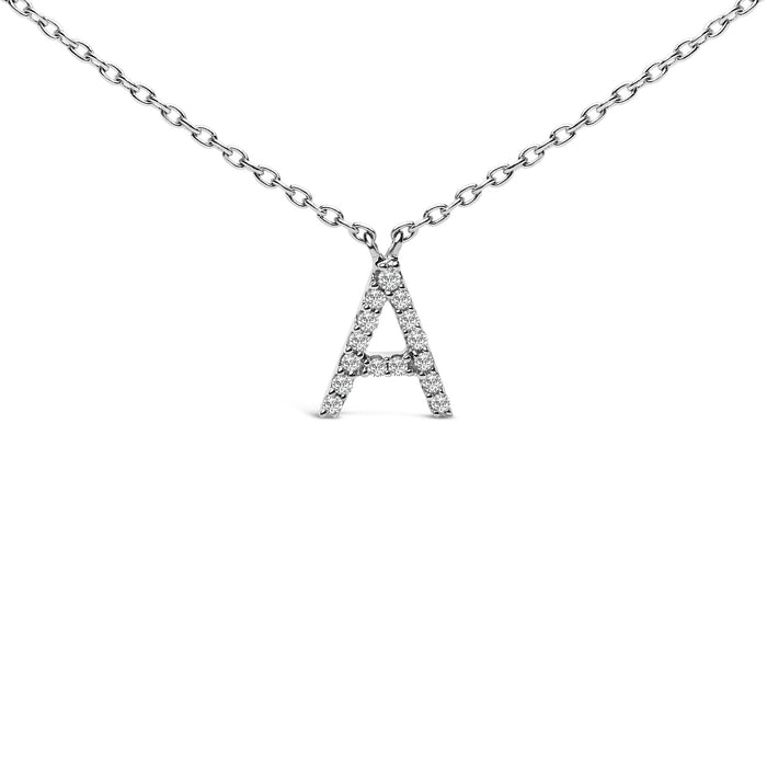 Collar con colgante de inicial A-Z en bloque con detalle de diamante en oro blanco de 10K, foto 52