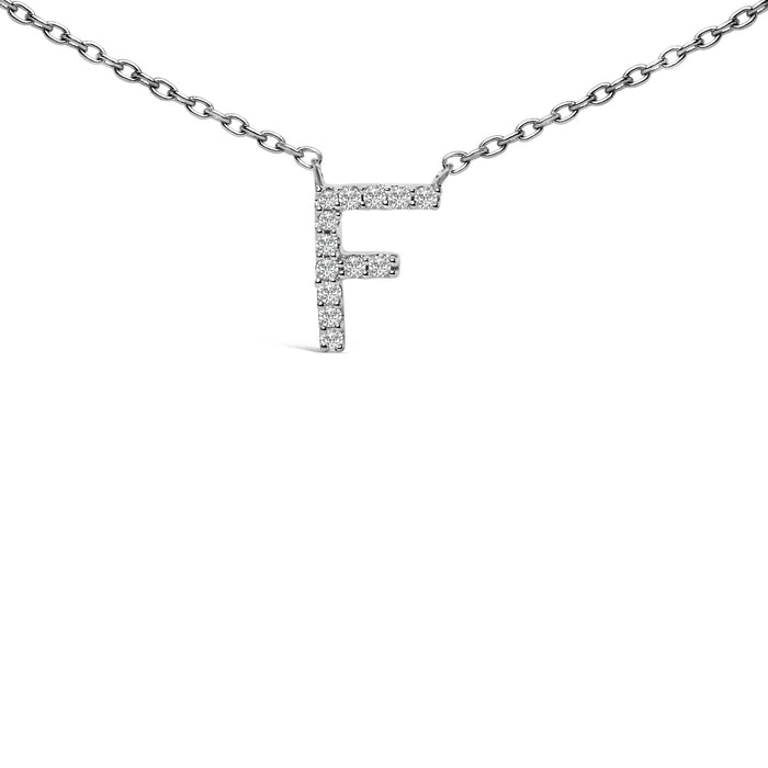 Collar con colgante de inicial A-Z en bloque con detalle de diamante en oro blanco de 10K, foto 47