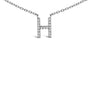 Collar con colgante de inicial A-Z en bloque con detalle de diamante en oro blanco de 10K, foto 45