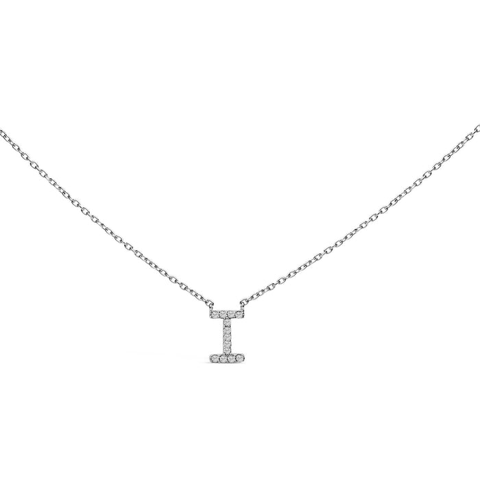 Collar con colgante de inicial A-Z en bloque con detalle de diamante en oro blanco de 10K, foto 18