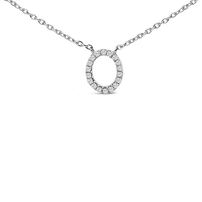 Collar con colgante de inicial A-Z en bloque con detalle de diamante en oro blanco de 10K, foto 38
