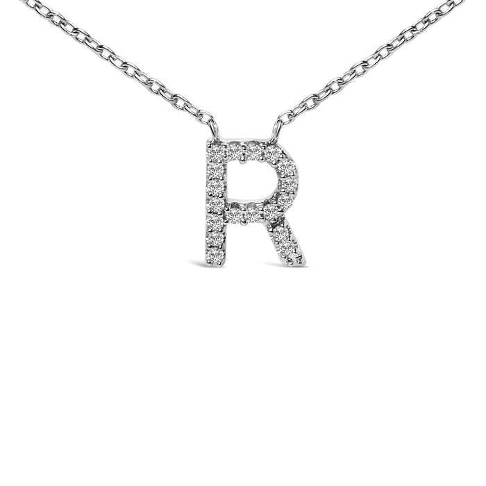 Collar con colgante de inicial A-Z en bloque con detalle de diamante en oro blanco de 10K, foto 35