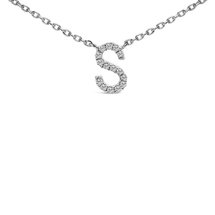 Collar con colgante de inicial A-Z en bloque con detalle de diamante en oro blanco de 10K, foto 34