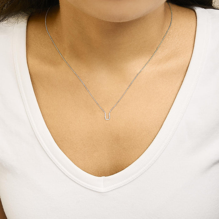 Collar con colgante de inicial A-Z en bloque con detalle de diamante en oro blanco de 10K, foto 58