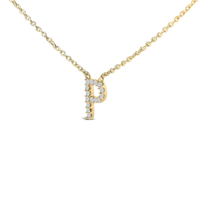 Collar con colgante de inicial A-Z en letra de molde con detalle de diamante en oro amarillo de 10K