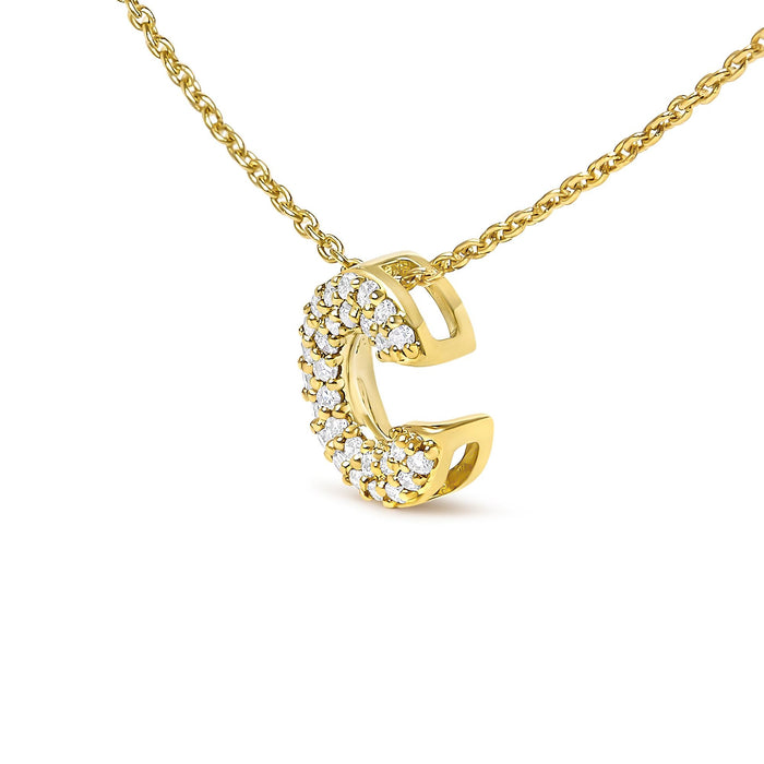 Collar con colgante de inicial A-Z estilo burbuja con detalle de diamante en oro amarillo de 10K