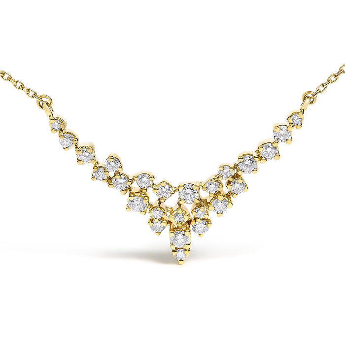 1/2 Ct. T.W. Diamond Scattered V Necklace in 14K Yellow Gold, photo 2