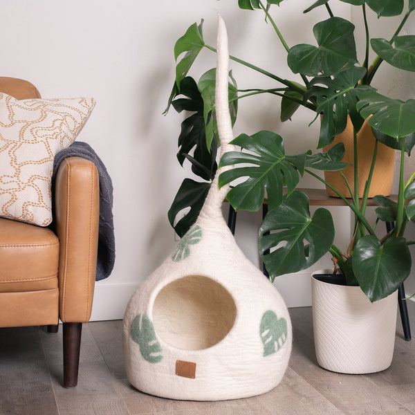 Felted Wool Cat Cave with Tail, Leaf Design, photo 2