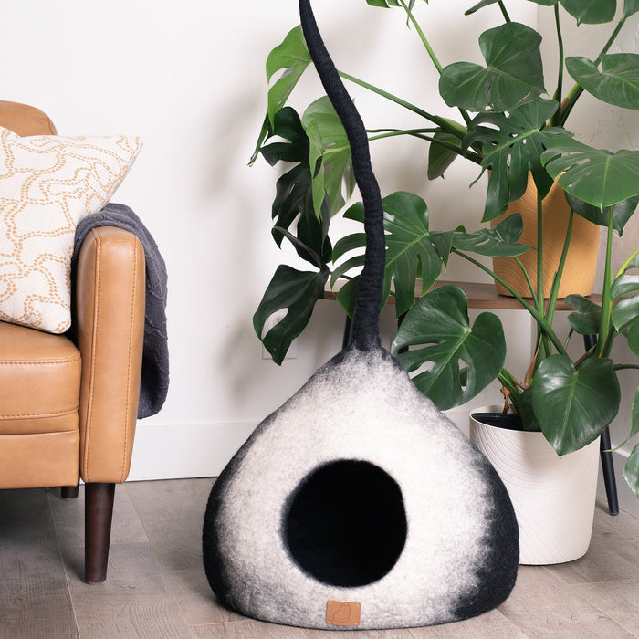 Felted Wool Cat Cave with Tail, Burst Design, photo 3
